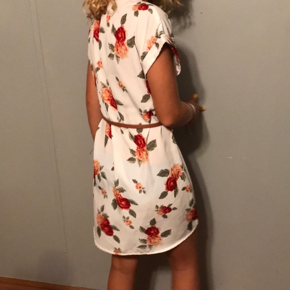 Dress - Picture 2 of 3